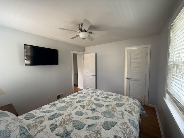 1757 Linden St, Des Plaines, IL 60018 - bedroom featuring dark wood-style flooring and a ceiling fan