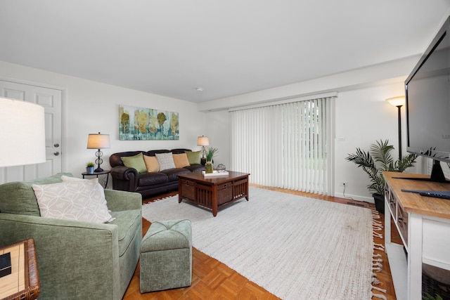 1558 Oregon Trl, Elk Grove Village, IL 60007 - view of living area