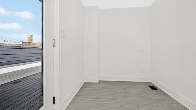 336 E Pershing Rd, Chicago, IL 60653 - empty room with baseboards