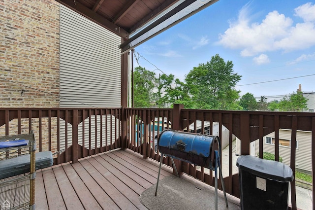 2240 S Avers Ave, Chicago, IL 60623 - view of wooden terrace