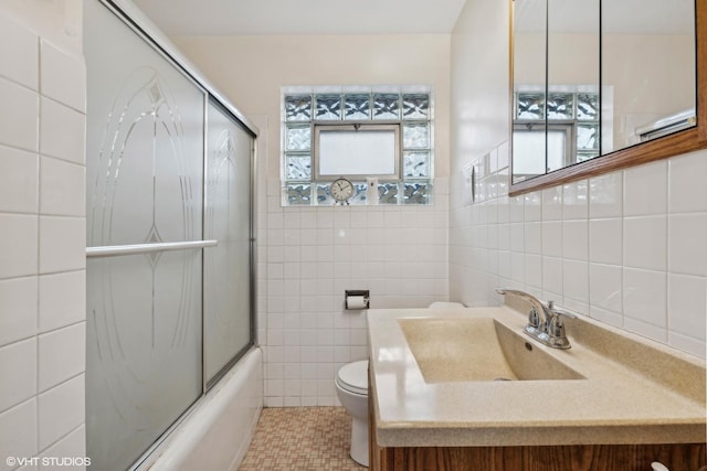 16645 Cottage Grove Ave, South Holland, IL 60473 - full bath featuring tile walls, enclosed tub / shower combo, and vanity
