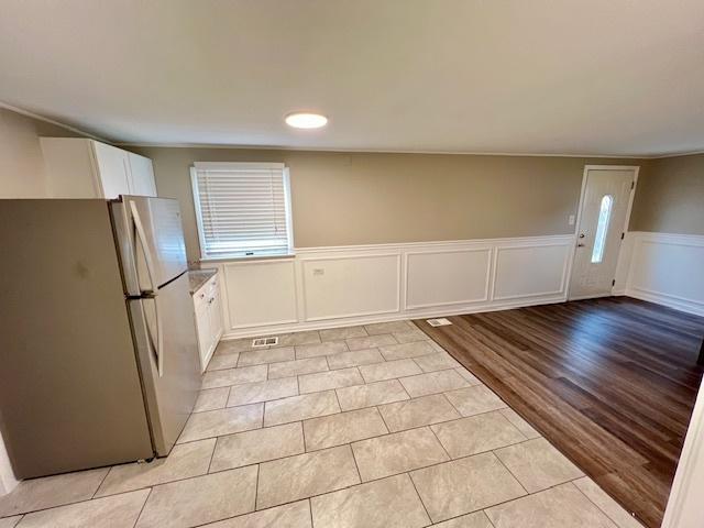 8933 S Komensky Ave, Hometown, IL 60456 - photo 9