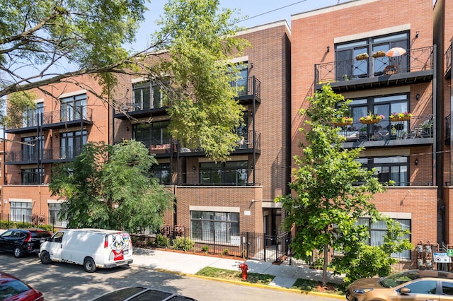 3130 W Walton St Unit 1, Chicago, IL 60622 - view of apartment building / complex