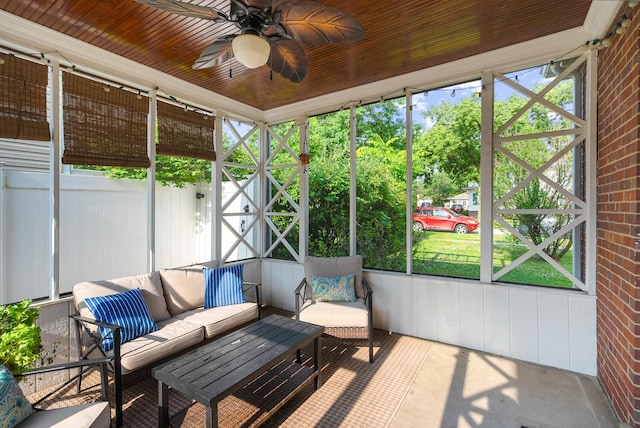 1155 E Walnut Ave, Des Plaines, IL 60016 - sunroom / solarium with ceiling fan and an outdoor living space