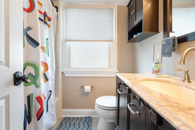 1155 E Walnut Ave, Des Plaines, IL 60016 - full bathroom featuring vanity, tile patterned flooring, and shower / bath combo
