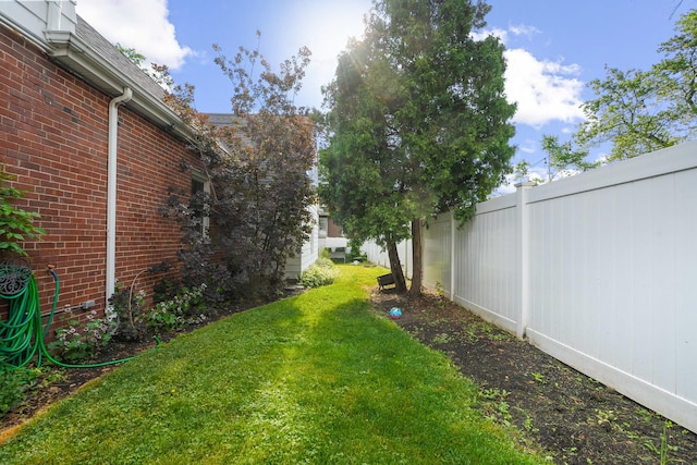 1155 E Walnut Ave, Des Plaines, IL 60016 - view of yard