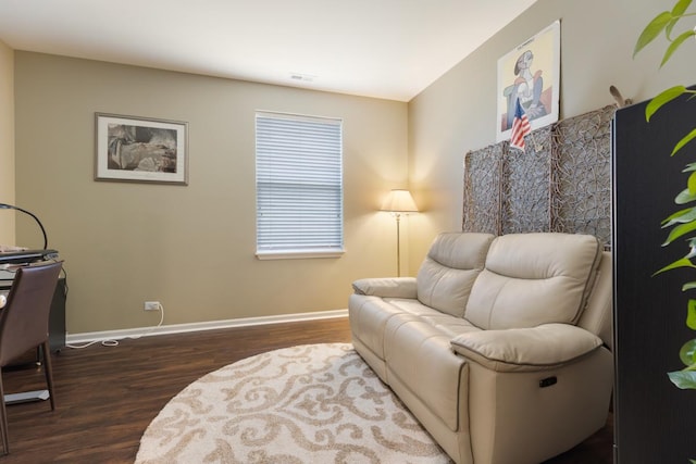 1150 Americana Ave, Pingree Grove, IL 60140 - living area featuring wood finished floors and baseboards