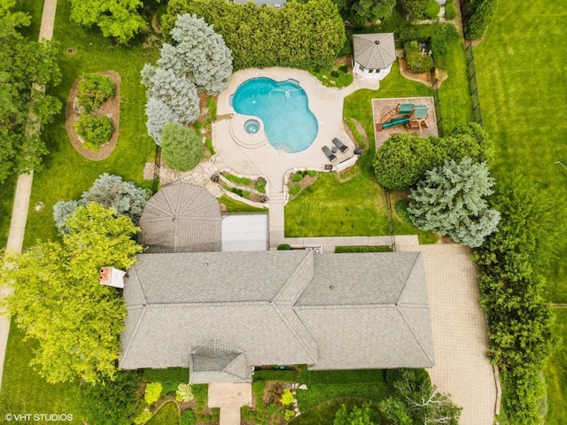 301 E 59th St, Hinsdale, IL 60521 - drone / aerial view of a pool