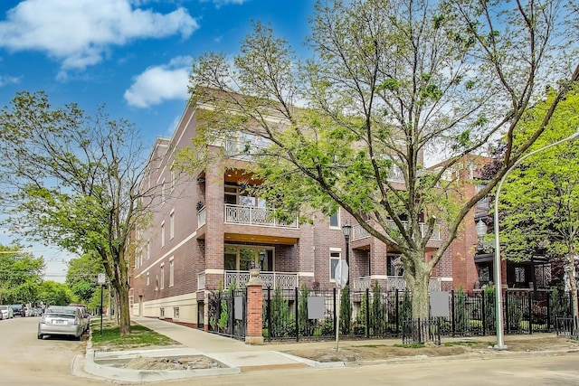 1346 W Sunnyside Ave Unit 2A, Chicago, IL 60640 - view of property