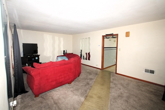 324 Illinois St, Joliet, IL 60436 - living area featuring carpet floors and baseboards