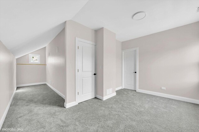 6100 W Byron St, Chicago, IL 60634 - bonus room with carpet flooring and vaulted ceiling