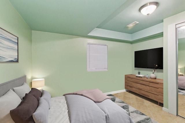 1531 Cumberland Pkwy, Algonquin, IL 60102 - bedroom with light tile patterned floors and baseboards