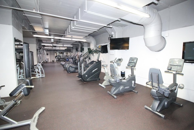 565 W Quincy St Unit 912, Chicago, IL 60661 - view of gym