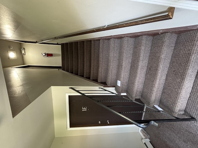 14813 Kilpatrick Ave, Midlothian, IL 60445 - view of stairway