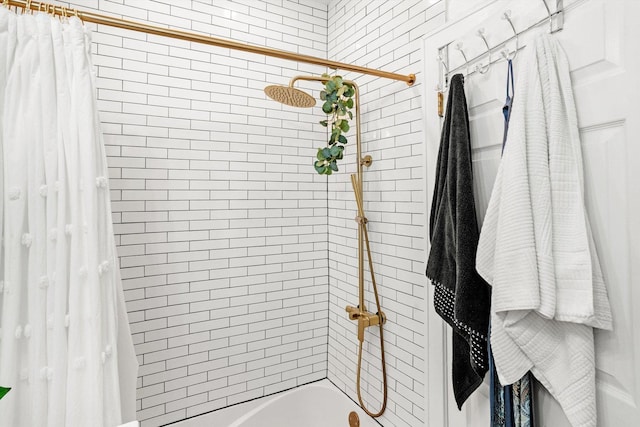 4006 W Wellington Ave Unit 3, Chicago, IL 60641 - bathroom with shower / bath combo