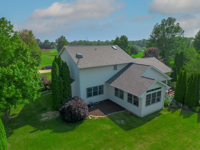 4526 Winn Rd, Sterling, IL 61081 - aerial view of property and surrounding area featuring a tree filled landscape