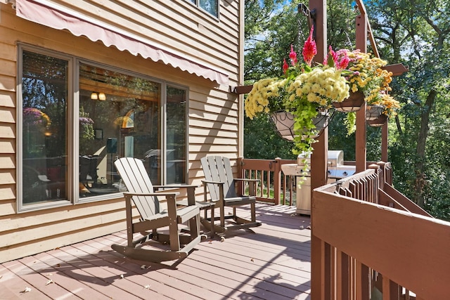 195 Hollow Way, Ingleside, IL 60041 - view of wooden deck