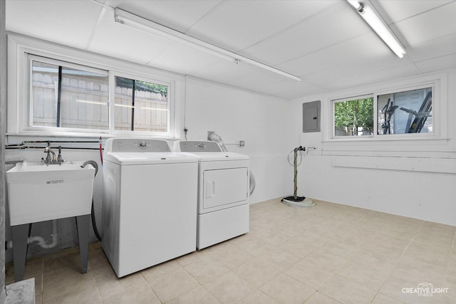 515 W Diversey Ave, Addison, IL 60101 - laundry area with washer and dryer and electric panel