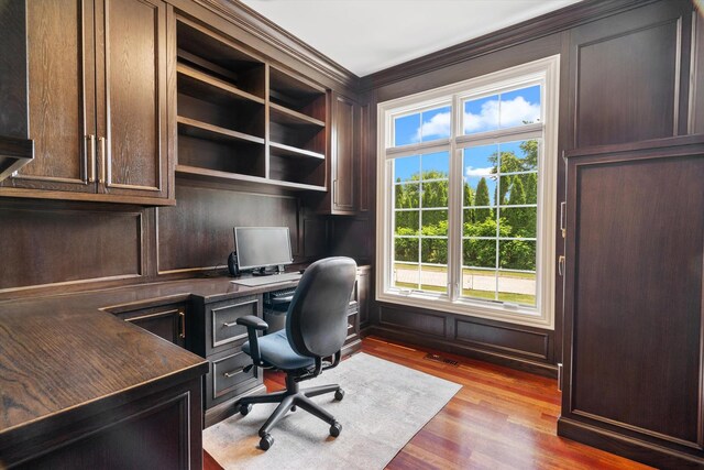 11010 W 131st St, Palos Park, IL 60464 - office space featuring crown molding, wood finished floors, and built in study area