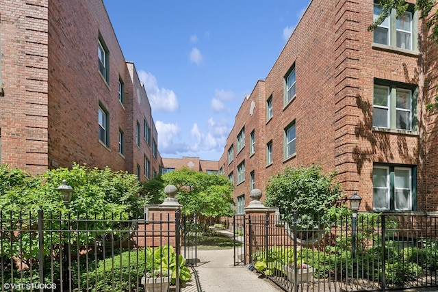 2018 N Burling St Unit 301, Chicago, IL 60614 - photo 2