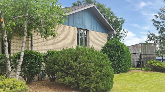 8543 Carriage Ln, Tinley Park, IL 60487 - view of home's exterior