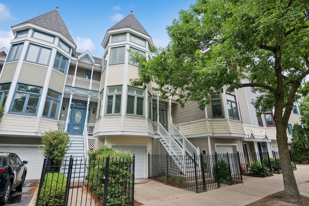 3344 N Racine Ave, Chicago, IL 60657 - photo 1