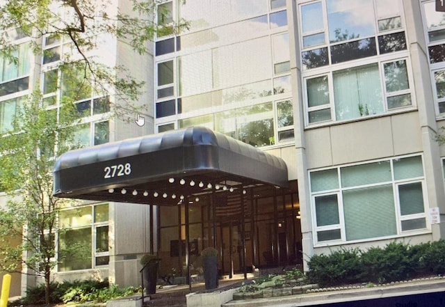 2728 N Hampden Ct Unit 404, Chicago, IL 60614 - photo 2