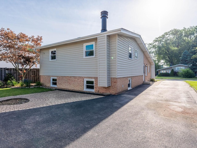 11718 S Carolyn Ln, Alsip, IL 60803 - photo 15