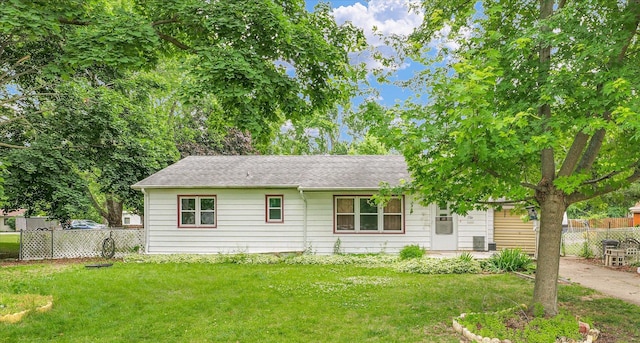 10 Park Lawn St, Paxton, IL 60957 - photo 1