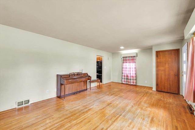 10 Park Lawn St, Paxton, IL 60957 - photo 9