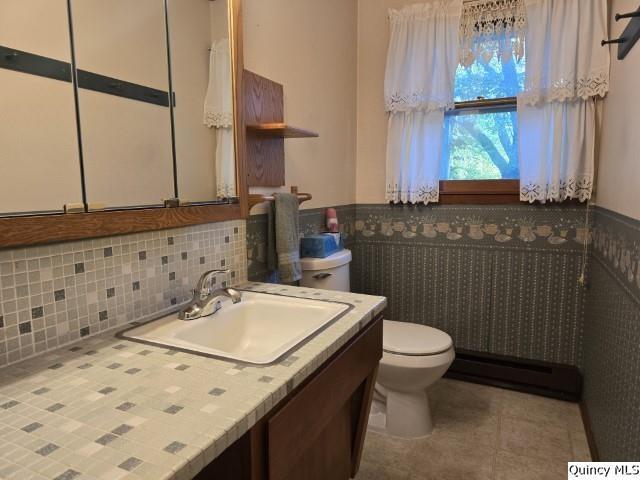 707 Country Ln, Carthage, IL 62321 - photo 11