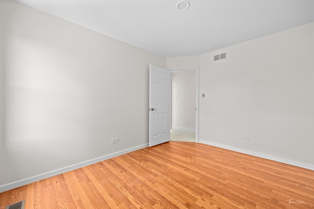 6730 Revere Rd, Downers Grove, IL 60516 - spare room featuring light wood finished floors
