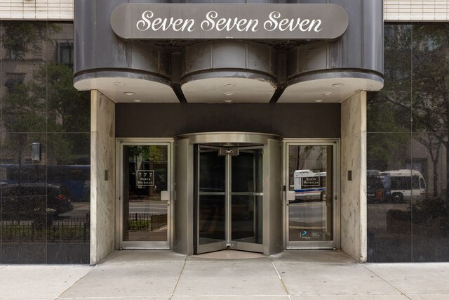777 N Michigan Ave Unit 1407, Chicago, IL 60611 - photo 2