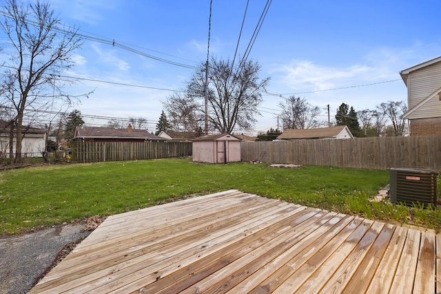 15607 Rose Dr, South Holland, IL 60473 - deck featuring a storage unit and a fenced backyard