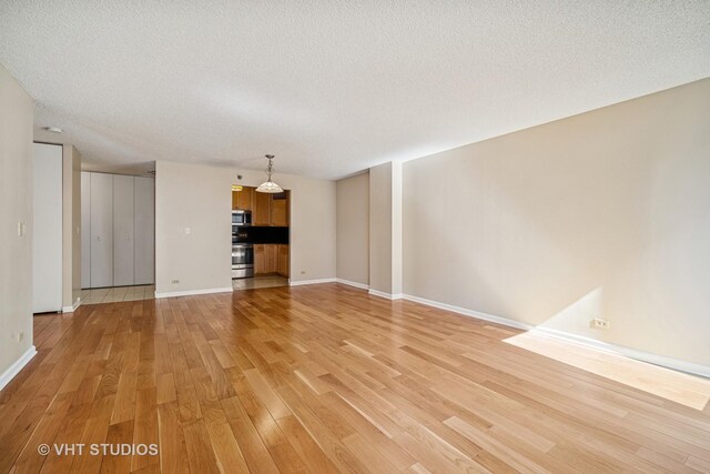 70 W Huron St Unit 606, Chicago, IL 60654 - photo 14