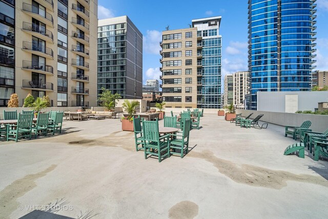 70 W Huron St Unit 606, Chicago, IL 60654 - photo 23