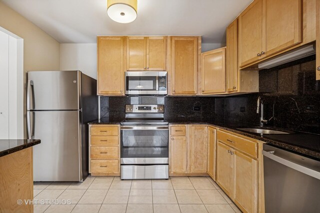 70 W Huron St Unit 606, Chicago, IL 60654 - photo 10