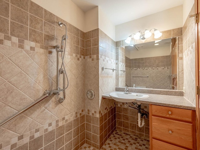 2207 Irvine Ln, Plainfield, IL 60586 - bathroom with a sink and a tile shower