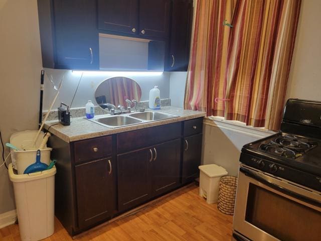 7125 S Cornell Ave, Chicago, IL 60649 - photo 7