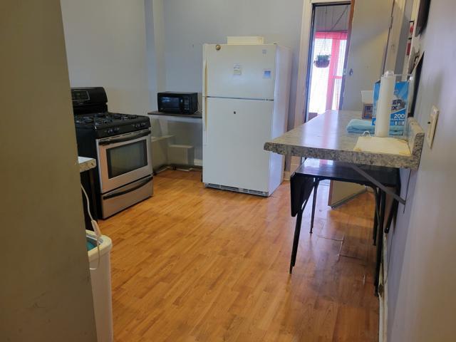 7125 S Cornell Ave, Chicago, IL 60649 - photo 8