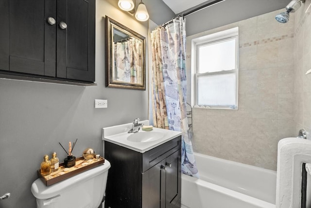 50 Forest Ave Unit 2S, Riverside, IL 60546 - full bathroom with vanity and shower / bath combo with shower curtain