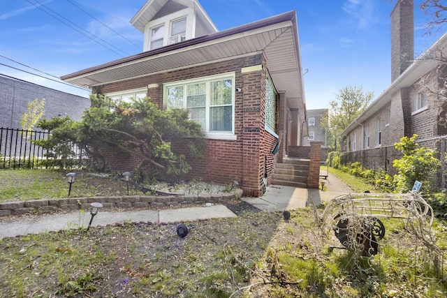 7515 S E End Ave, Chicago, IL 60649 - view of front of home featuring brick siding