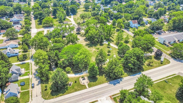 835 E Pells St, Paxton, IL 60957 - aerial perspective of suburban area