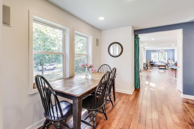 653 Blackstone Pl, Highland Park, IL 60035 - dining space featuring light wood-type flooring and recessed lighting