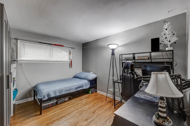 9116 S 53rd Ct, Oak Lawn, IL 60453 - bedroom with wood finished floors and a desk
