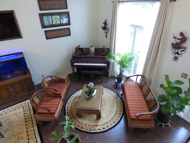 432 Thunder Rdg, Lake In The Hills, IL 60156 - sitting room with wood finished floors