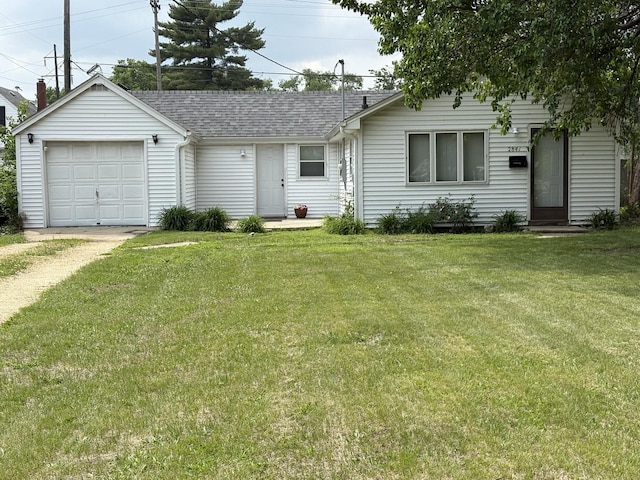 2841 10th St, Rockford, IL 61108 - view of front of home featuring dirt driveway, roof with shingles, and a front yard