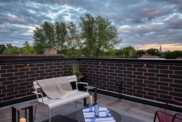 1469 W Byron St Unit 2, Chicago, IL 60613 - view of patio / terrace