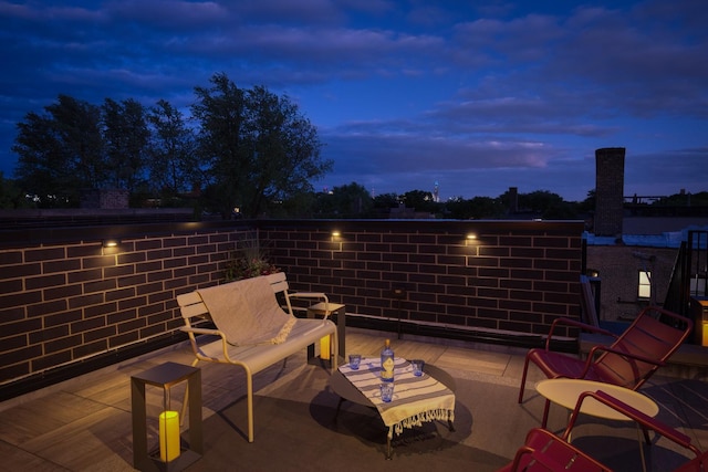 1469 W Byron St Unit 2, Chicago, IL 60613 - view of patio / terrace