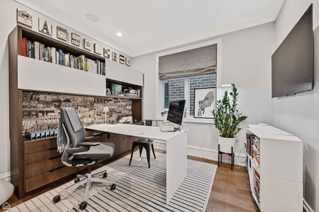 1469 W Byron St Unit 2, Chicago, IL 60613 - office featuring wood finished floors and recessed lighting